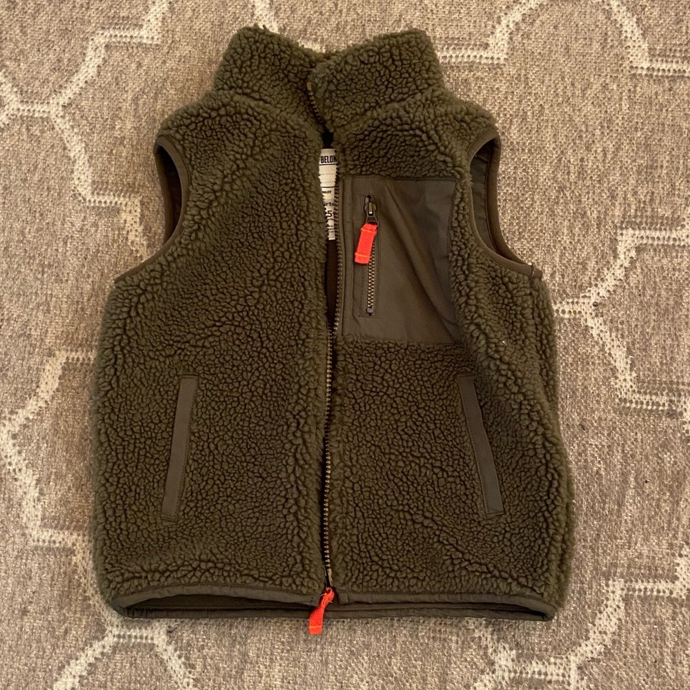 Olive green boys fleece vest - Carter’s size 5T